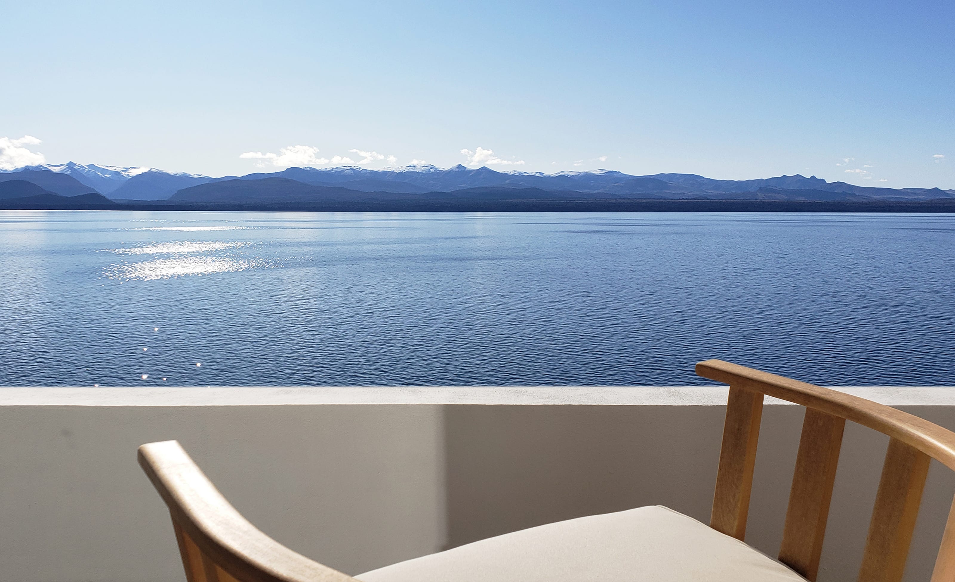 Balcon y vista de departamento - Capitalinas Bariloche